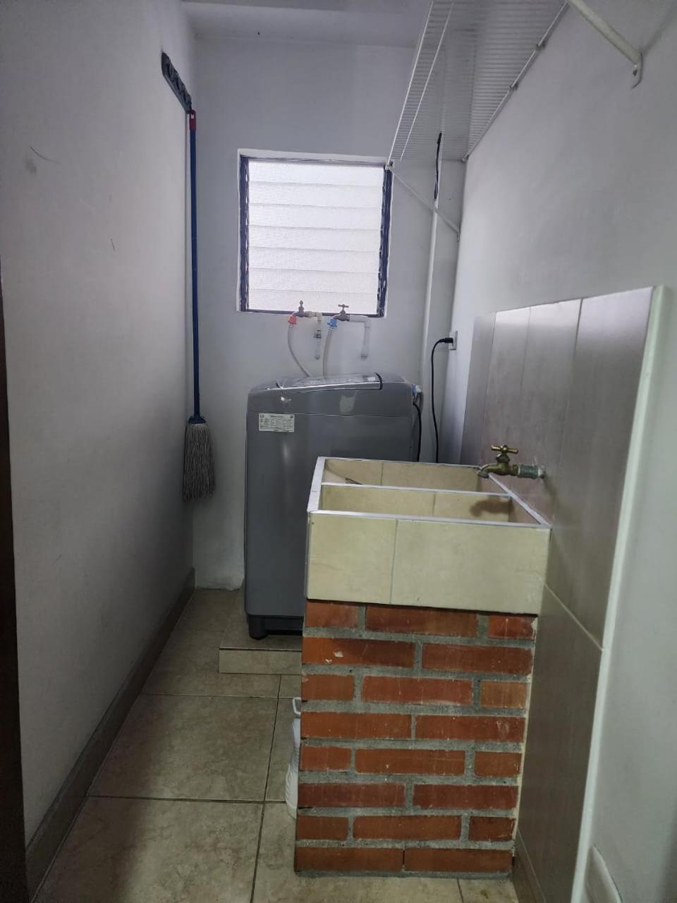 Fantastico Apto Completo En El Centro De Pereira Villa Buitenkant foto